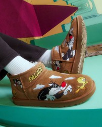 UGG x Palacе Ultra Mini Looney Tunes Chestnut
