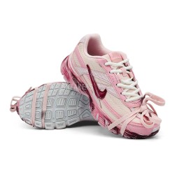 Nike Initiator Slip Resistant Pink
