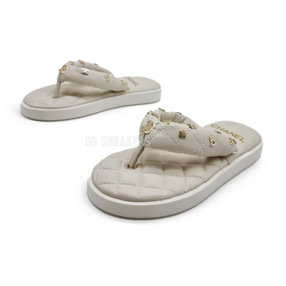 Женские шлепки Chanel 5 Flip-flops White