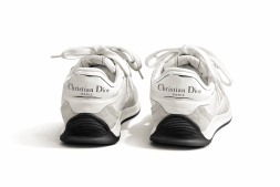Christian Dior D-Sketch White