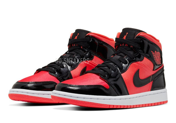 Унисекс кроссовки Nike Air Jordan 1 Mid Hot Punch Black
