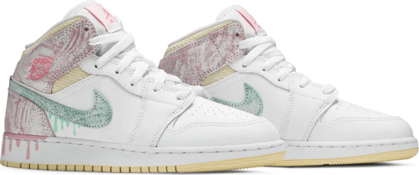 Женские кроссовки Nike Air Jordan 1 Mid SE GS 'Ice Cream'