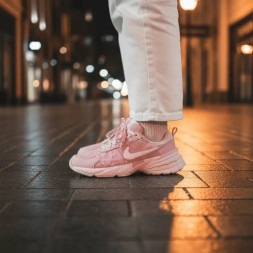 Nike V2K Run Pink